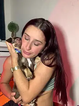 Snapshot of hannaa_brown chatting on 01-07-25, 11:24 hannaa brown online show from 01-07-25, 11:24