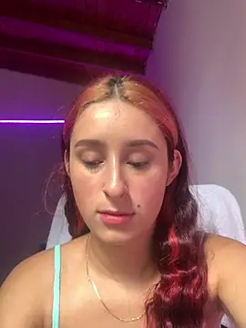 Snapshot of hannaa_brown chatting on 03-21-25, 05:34 hannaa brown online show from 03-21-25, 05:34