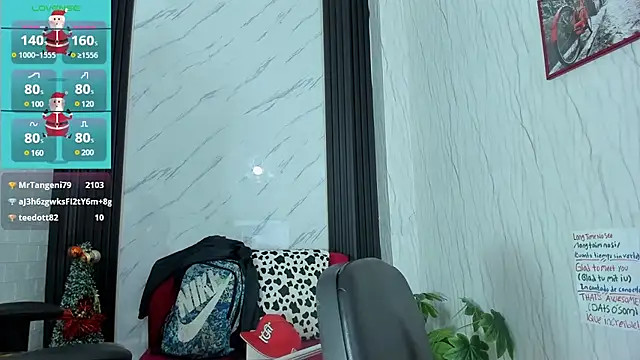 Snapshot of Jack_Muscles69_ chatting on 12-23-24, 06:48 Jack Muscles69 online show from 12-23-24, 06:48