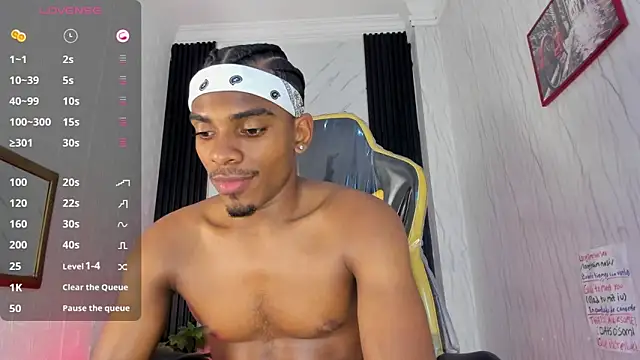 Snapshot of Jack_Muscles69_ chatting on 03-15-25, 09:52 Jack Muscles69 online show from 03-15-25, 09:52