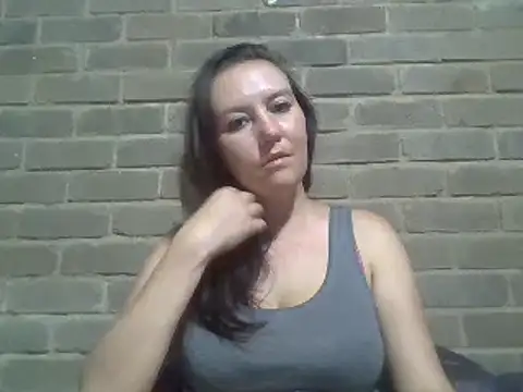 Snapshot of EksJouneMwah chatting on 01-19-25, 12:39 EksJouneMwah online show from 01-19-25, 12:39