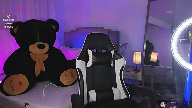 alexia mattel online show from 09-11-25, 08:58