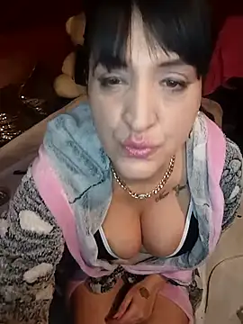 Tiffany35 online show from 12-19-25, 07:10