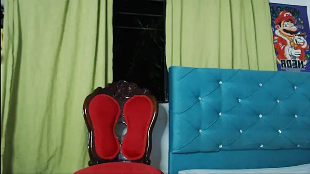 Snapshot of samy_foox chatting on 12-14-24, 11:56 samy foox online show from 12-14-24, 11:56