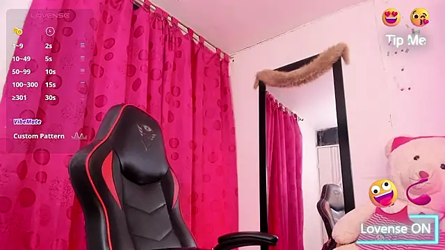 Snapshot of samy_foox chatting on 01-16-26, 06:06 samy foox online show from 01-16-26, 06:06