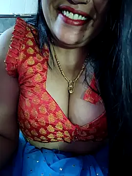 Snapshot of sneha_rose chatting on 01-05-26, 05:27 sneha rose online show from 01-05-26, 05:27