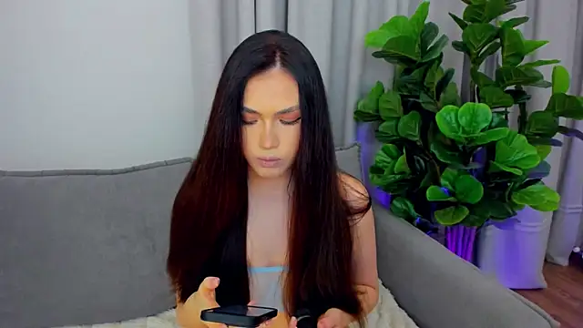 Snapshot of sexyangeloux chatting on 11-08-25, 11:47 sexyangeloux online show from 11-08-25, 11:47