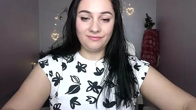 Emelyblum online show from 01-05-25, 11:33