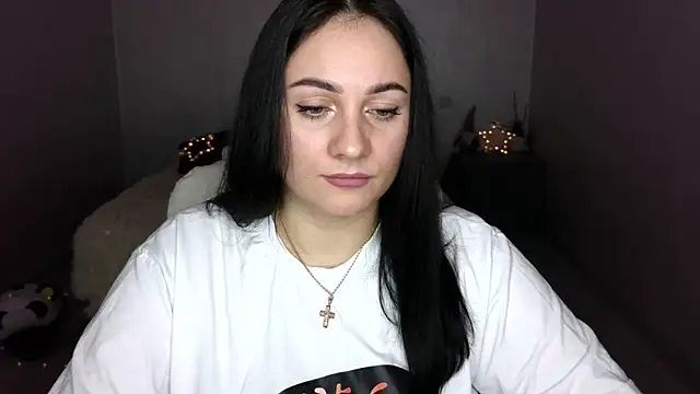 Emelyblum online show from 03-14-25, 11:23