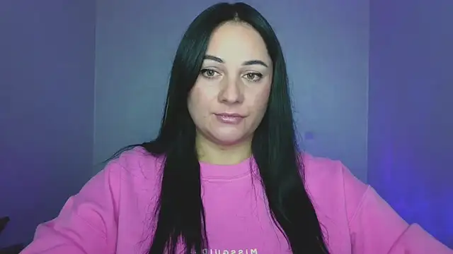 Emelyblum online show from 09-19-25, 03:56