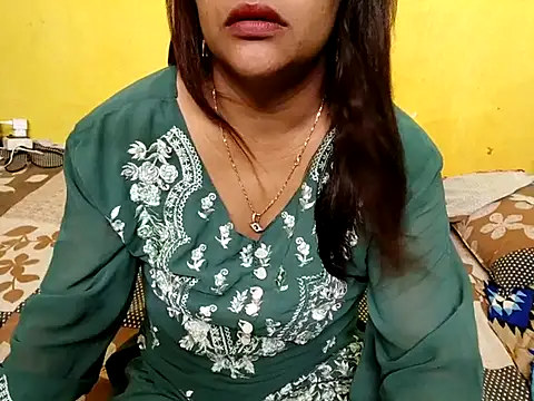 Snapshot of Sexyranibhabhi chatting on 10-26-25, 02:01 Sexyranibhabhi online show from 10-26-25, 02:01