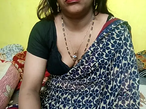Snapshot of Sexyranibhabhi chatting on 12-15-25, 02:27 Sexyranibhabhi online show from 12-15-25, 02:27