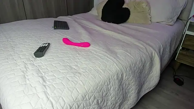 NaomiAsha online show from 03-22-26, 08:34