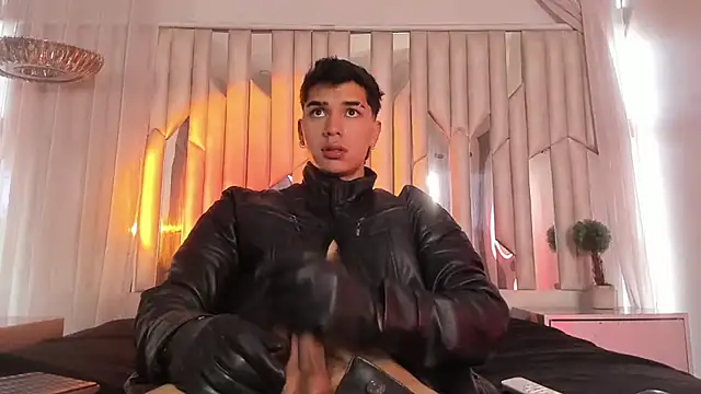 AndyPalmer  online show from 02-21-25, 02:48