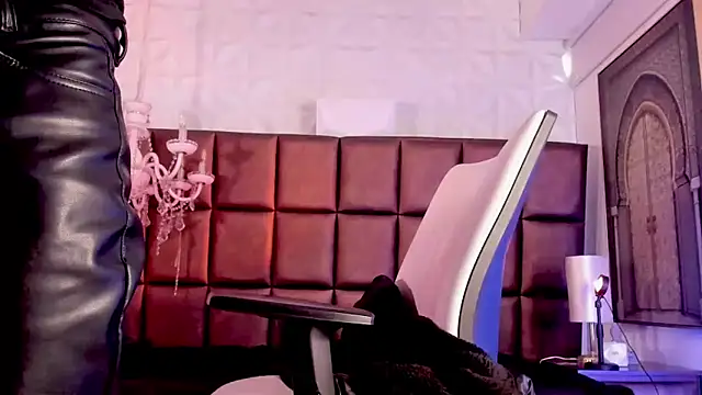 AndyPalmer  online show from 03-12-25, 02:01