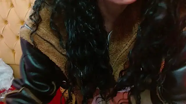 Snapshot of AlexandraJones_ chatting on 02-15-25, 08:00 AlexandraJones online show from 02-15-25, 08:00