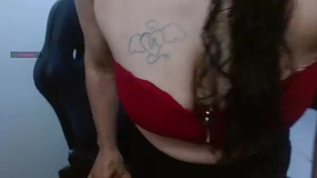 Snapshot of AlexandraJones_ chatting on 09-28-25, 10:37 AlexandraJones online show from 09-28-25, 10:37