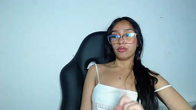 Stefanygp online show from 03-13-25, 06:01