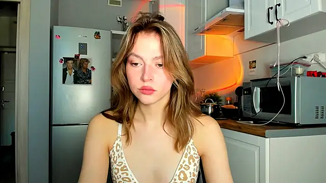 Niky  Jess online show from 02-26-25, 10:04