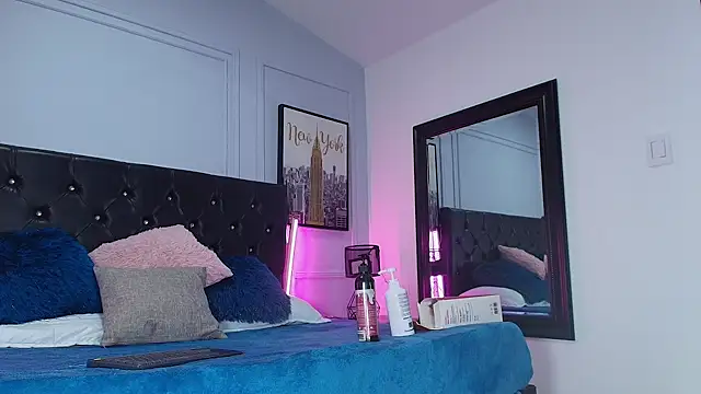 Lizz Tender online show from 12-22-24, 12:16