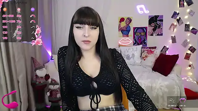 ElsaNeal online show from 01-14-25, 06:07