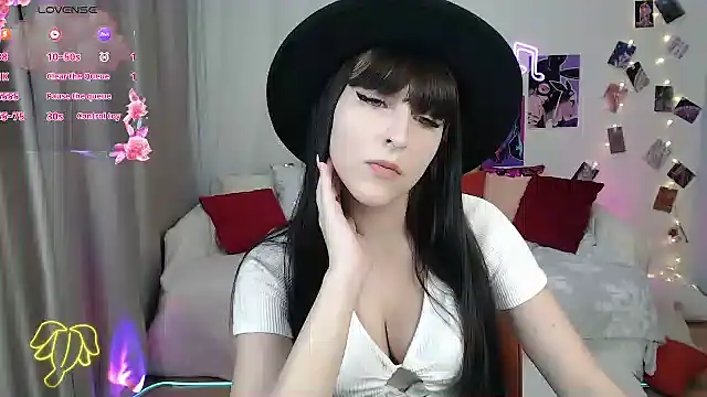 ElsaNeal online show from 01-27-25, 06:09