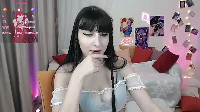 ElsaNeal online show from 02-28-25, 09:12