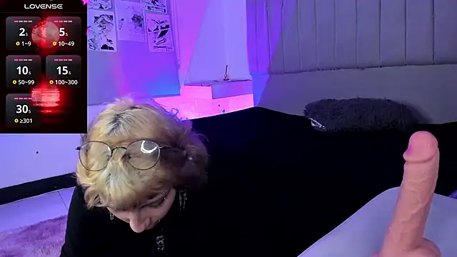 SukiFuyu  online show from 12-09-24, 12:30