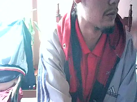 Snapshot of 2mgars chatting on 01-15-26, 05:27 2mgars online show from 01-15-26, 05:27