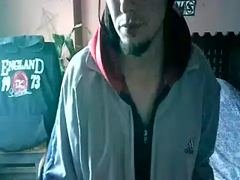 Snapshot of 2mgars chatting on 01-16-26, 06:12 2mgars online show from 01-16-26, 06:12
