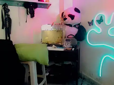 kimkardasha98 online show from 03-31-26, 12:23