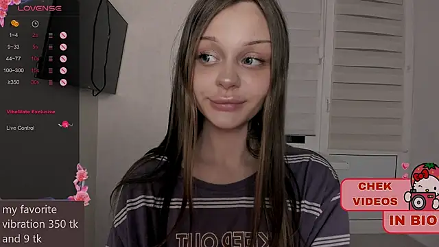 Snapshot of shy_melony chatting on 09-09-25, 02:00 shy melony online show from 09-09-25, 02:00