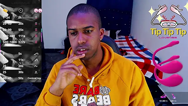 Snapshot of mrjhon26 chatting on 02-18-25, 03:10 mrjhon26 online show from 02-18-25, 03:10