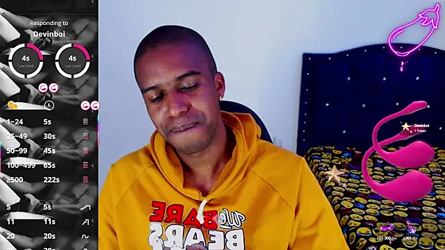 Snapshot of mrjhon26 chatting on 03-13-25, 08:43 mrjhon26 online show from 03-13-25, 08:43