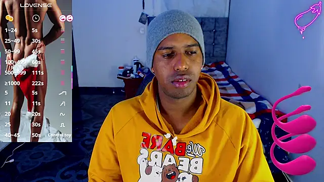 Snapshot of mrjhon26 chatting on 11-07-25, 12:54 mrjhon26 online show from 11-07-25, 12:54