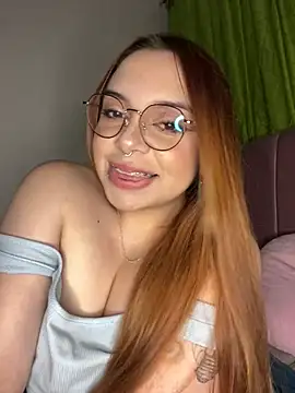 Snapshot of NatyOlson chatting on 12-17-24, 04:56 NatyOlson online show from 12-17-24, 04:56