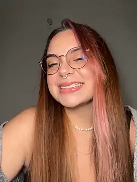 Snapshot of NatyOlson chatting on 09-10-25, 06:46 NatyOlson online show from 09-10-25, 06:46