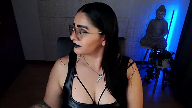 GODDESS EVANS online show from 12-19-24, 04:02