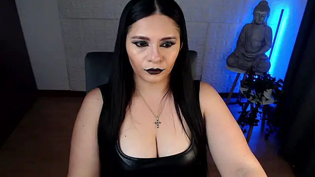 GODDESS EVANS online show from 12-24-24, 02:21