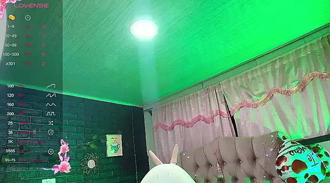 loren tits24 online show from 03-18-25, 12:16