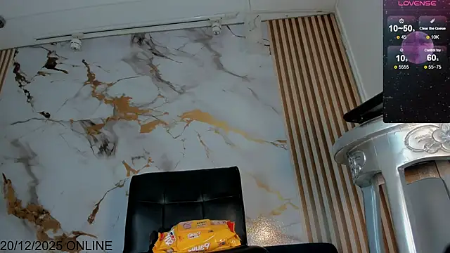 MystiqueTs online show from 12-20-25, 04:58