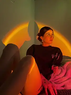 AnnyCherry  online show from 02-20-25, 06:13