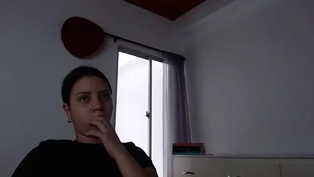 melody  bleir online show from 04-09-26, 05:07