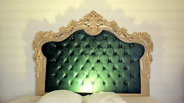 Ari sunshine  online show from 09-12-25, 10:32