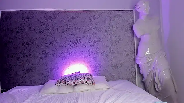 Ari sunshine  online show from 09-24-25, 04:27