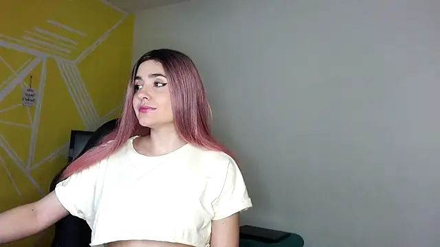 Nikolle Rouss online show from 12-09-24, 08:33