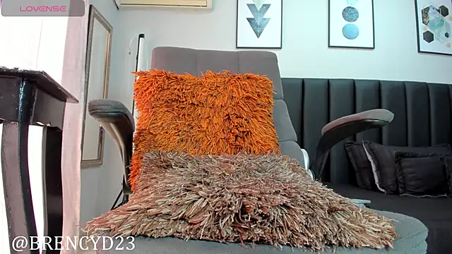 Snapshot of sexual_diamond chatting on 12-13-24, 05:10 sexual diamond online show from 12-13-24, 05:10