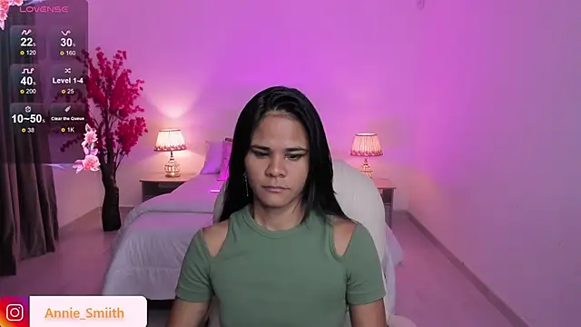 Snapshot of anniie_smith chatting on 10-23-25, 10:58 anniie smith online show from 10-23-25, 10:58