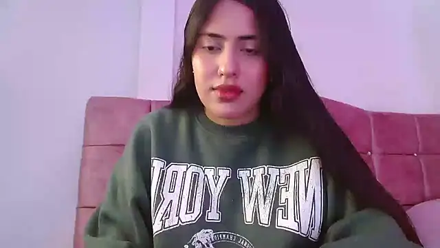 Snapshot of Paris-love chatting on 01-04-25, 05:58 Paris-love online show from 01-04-25, 05:58