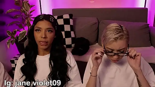 jane hart  online show from 12-19-25, 02:40